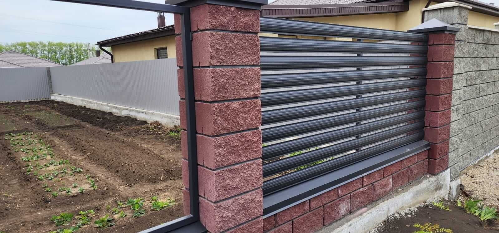 Забор-ранчо из штакетника 21м RAL7024/7024 Серый Графит МАТТЕ фото 7 в Майкопе