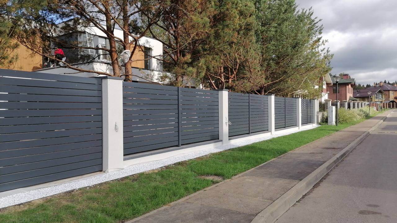 Забор-ранчо из металлопланкена 36м RAL7024 Серый Графит в Майкопе