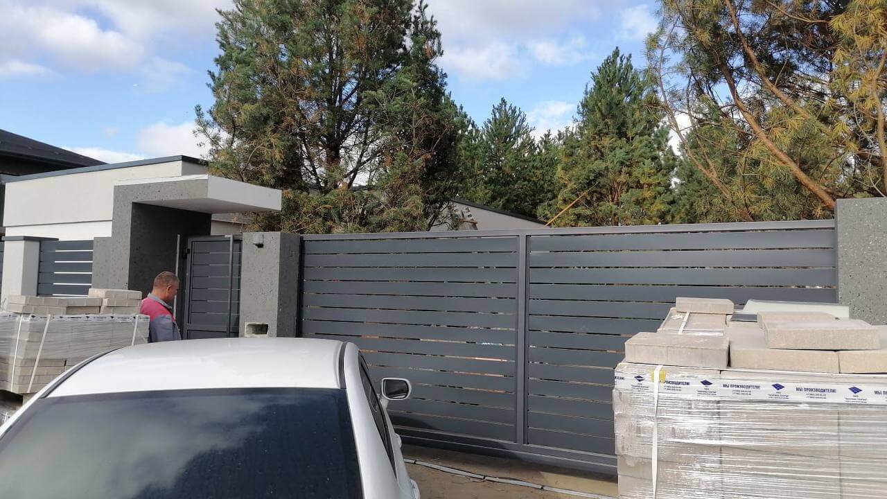 Забор-ранчо из металлопланкена 36м RAL7024 Серый Графит фото 3 в Майкопе