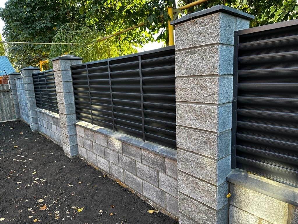 Забор-жалюзи 19м RAL7024/7024 Серый Графит двусторонний MATTE фото 6 в Майкопе