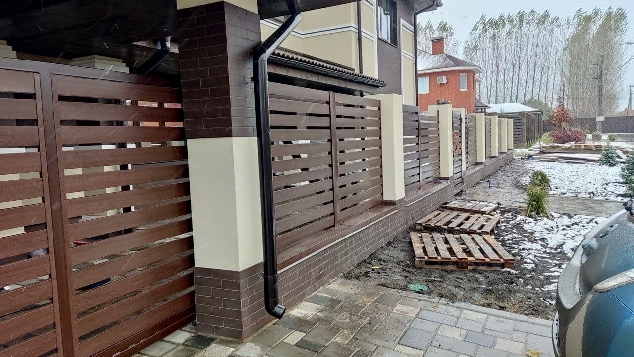 Забор-ранчо из металлопланкена 26м Мореный Дуб Printech фото 2 в Майкопе