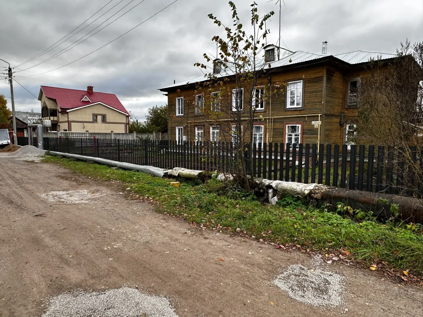 Забор из евроштакетника 63м Черное Дерево 3D Принтек фото 2 в Майкопе